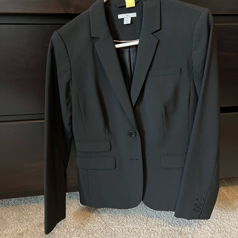 Gap fully lined black blazer